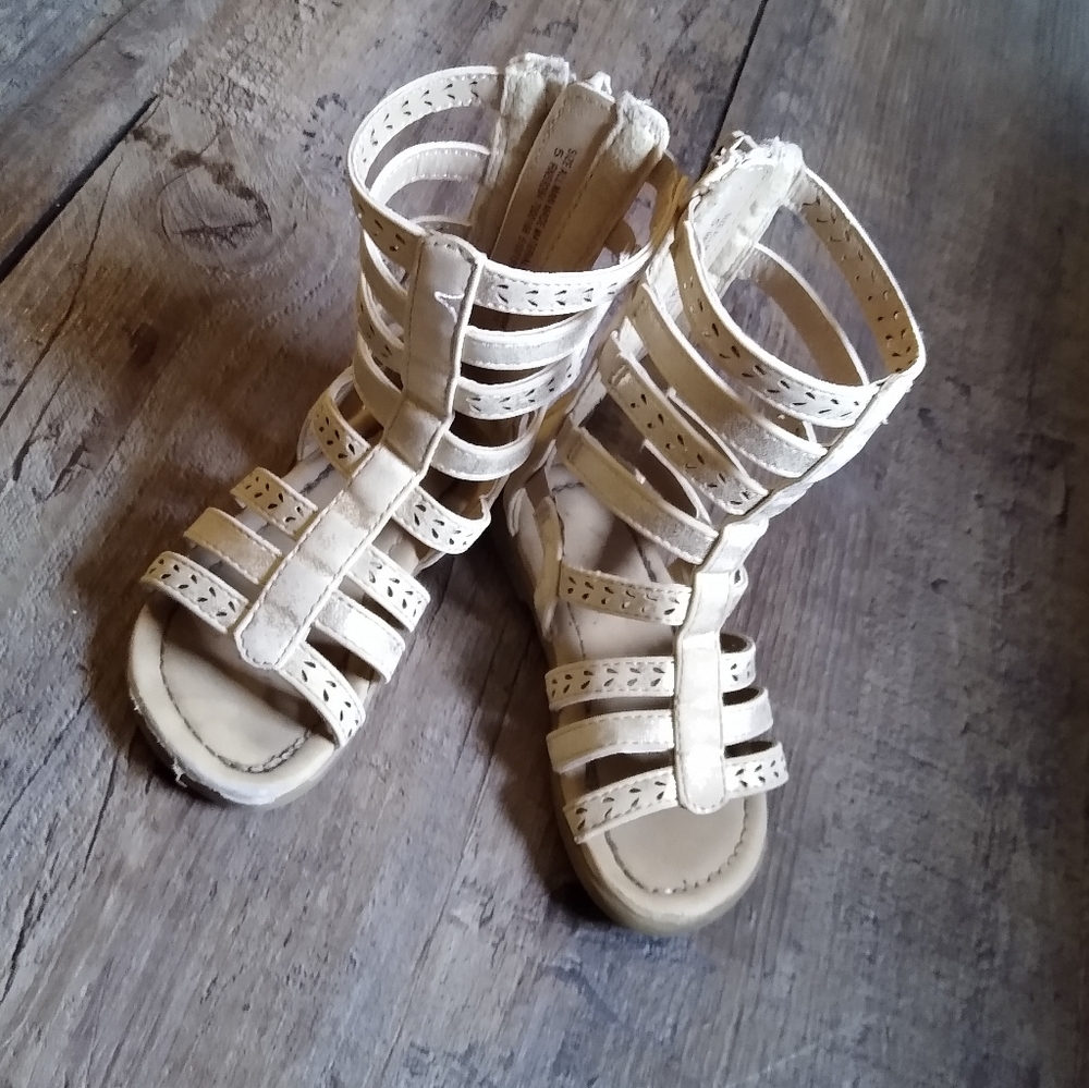 5/$30 Size 5 Toddler Girl Gold Gladiator Sandals